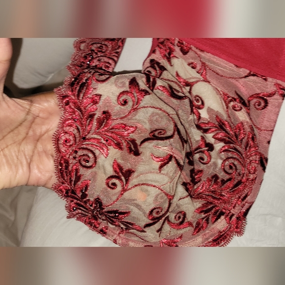 Burgundy Red Jewel Bra - Picture 3 of 4